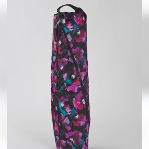 Lululemon The Yoga Bag Midnight Bloom Black Deep Fuschia